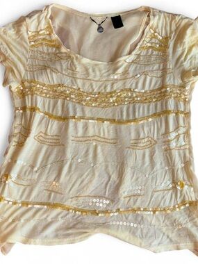 BKE Butter Yellow Short Sleeve Top with Gold Sequin Stripes